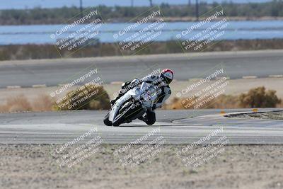 media/Nov-16-2025-Race Pace (Sun) [[8c5fa54630]]/Verified Riders/3-Turn 14 (1045am)/